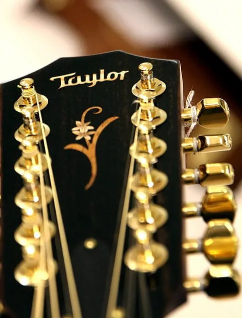 Brass guitar strings